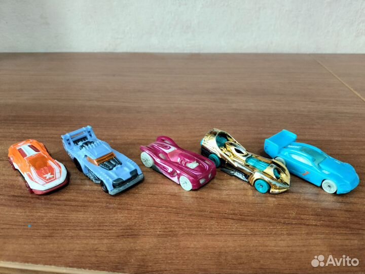 Hot wheels машинки