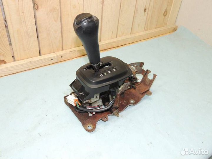 Селектор АКПП Mitsubishi Galant 8