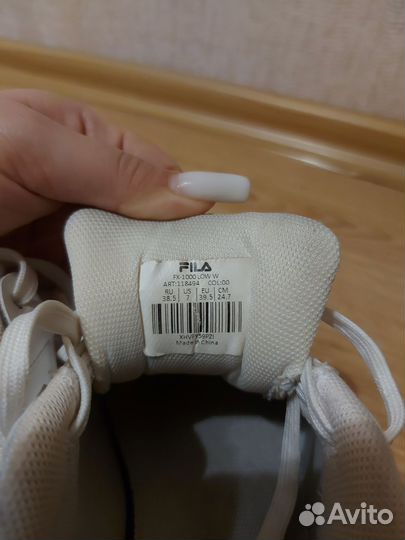 Кроссовки женские Fila 38.5