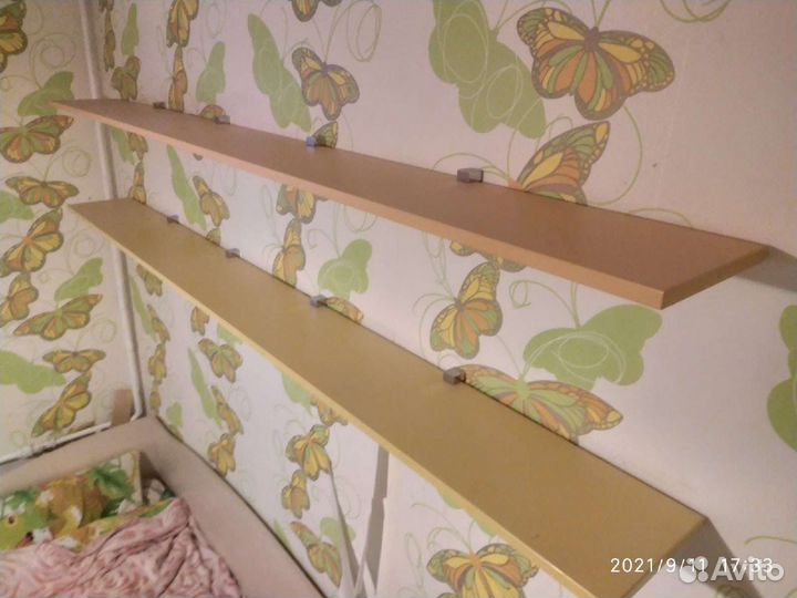 Полочки на стену бу для школьника