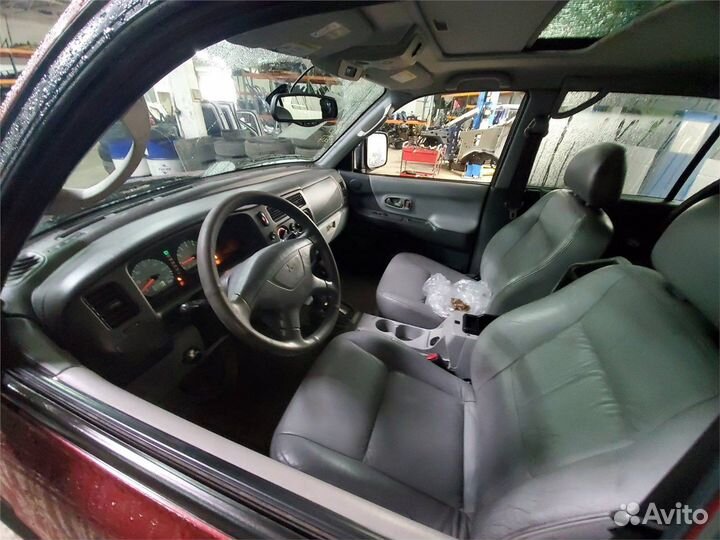 Разбор на запчасти Mitsubishi Montero Sport / Paje