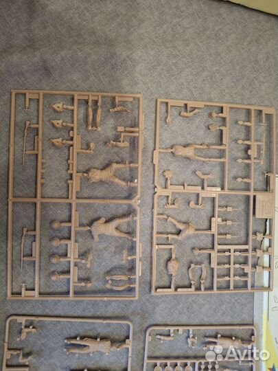 Фигурки солдатики 1:35