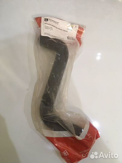 Патрубок Радиатора Ford Mondeo 3