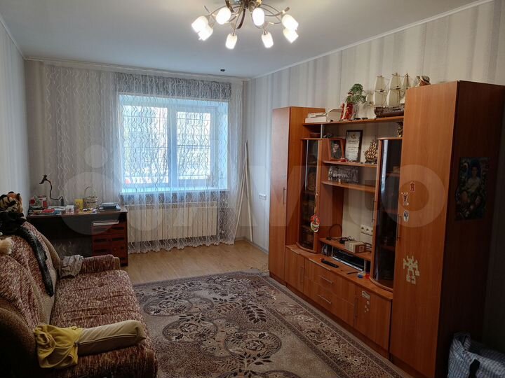 2-к. квартира, 60 м², 1/5 эт.
