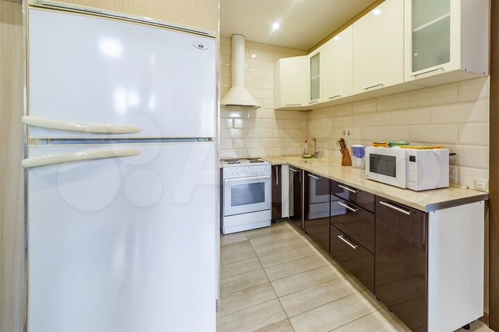 2-к. квартира, 48 м², 3/25 эт.