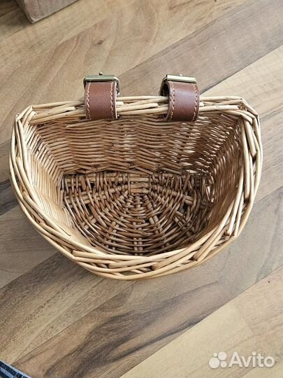 Плетеная корзина для велосипеда и самоката