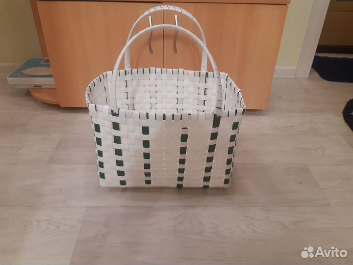 Корзина плетеная