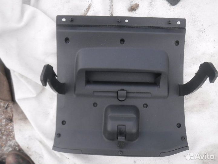 Бардачок Лада X-Ray H4M 2016