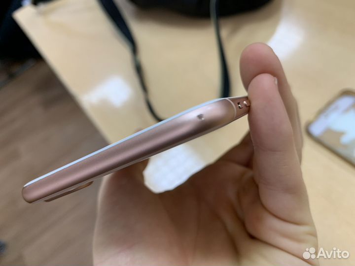 iPhone 8 Plus, 64 ГБ