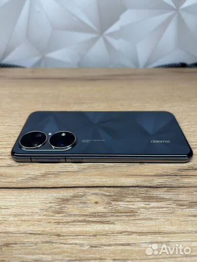 HUAWEI P50, 8/256 ГБ