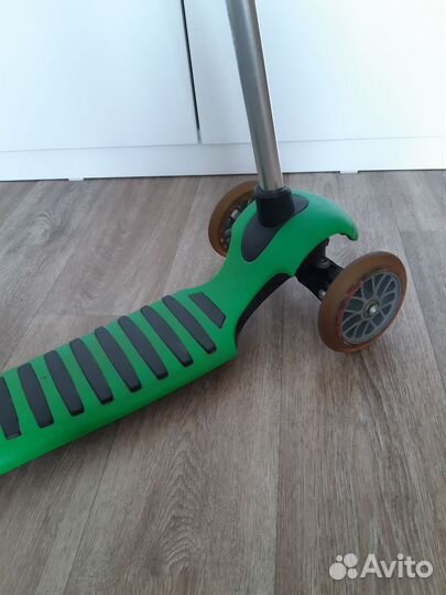 Самокат Glider deluxe