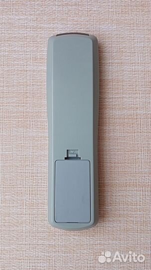 Aiwa RC-8AT03 (аудио пульт)