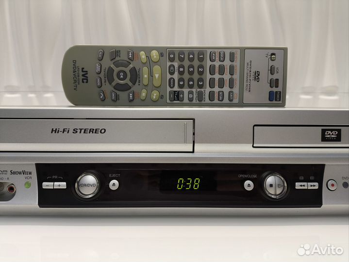 Hi-Fi Stereo видеомагнитофон JVC HR-XV2