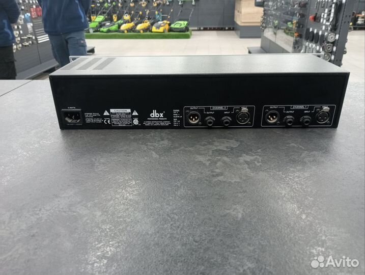 Эквалайзер dbx 231s