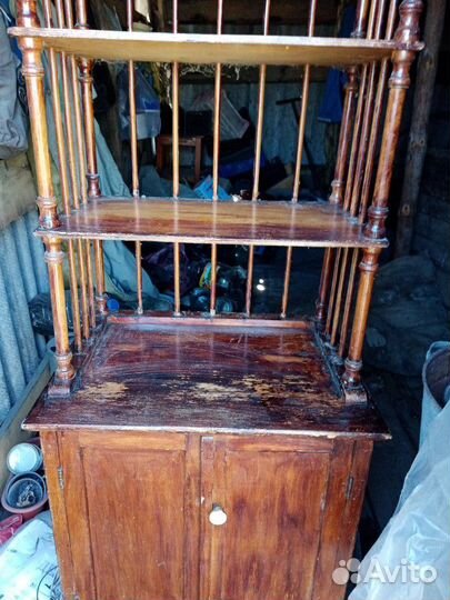 Тумбочка-этажерка