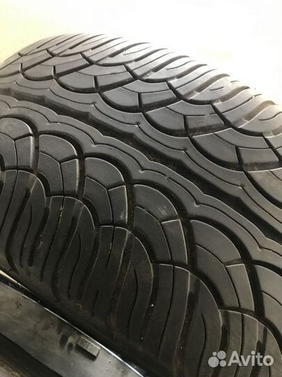 Yokohama Parada Spec-X 285/35 R22