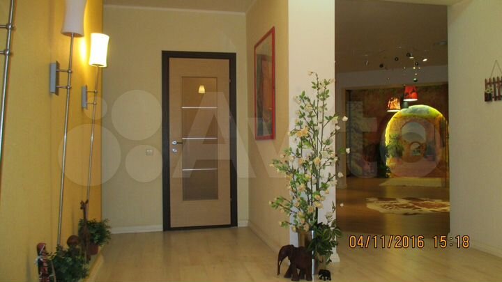 2-к. квартира, 86 м², 9/9 эт.