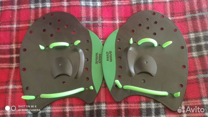 Спортивный инвентарь для плавания