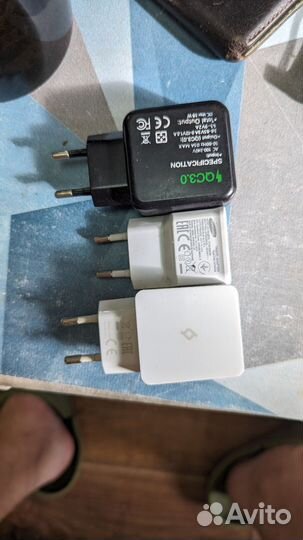 Блоки питания для смартфонов (зарядное устройство)
