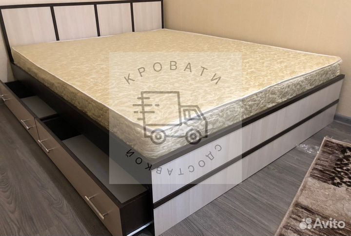 Кровать с ящиками