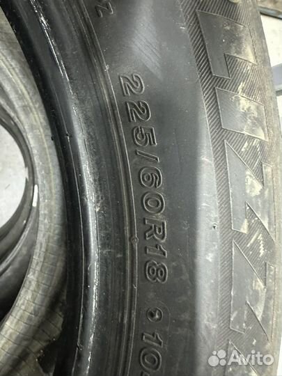 Bridgestone Blizzak Spike-01 225/60 R18 104T