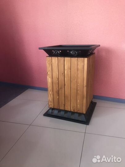 Урна металлическая 0,56*0,56 h-0,82м. (объем 100л)