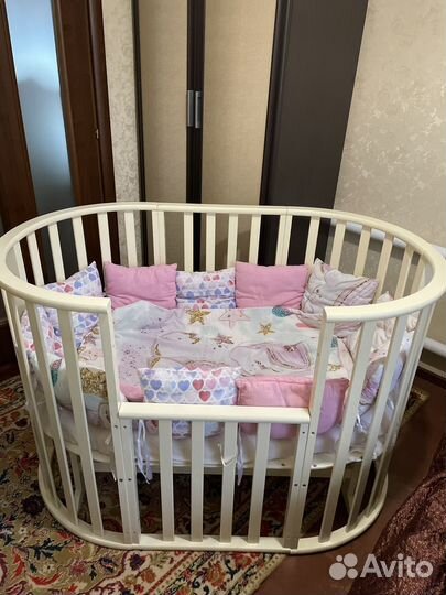 Детская кровать круглая/овальная с маятником