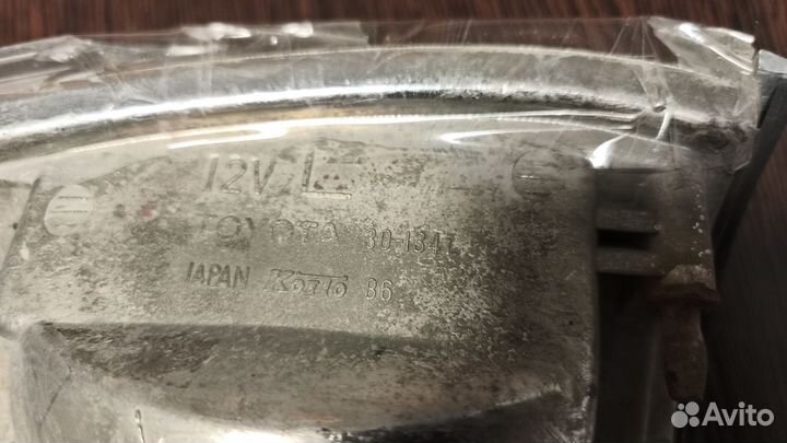 Габарит поворотник левый Crown 131, 30134