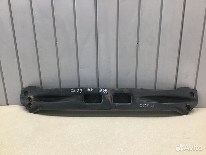 Усилитель переднего бампера Mitsubishi Colt (Z3) 2