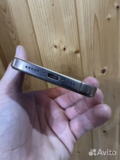 iPhone 16 Pro, 256 ГБ