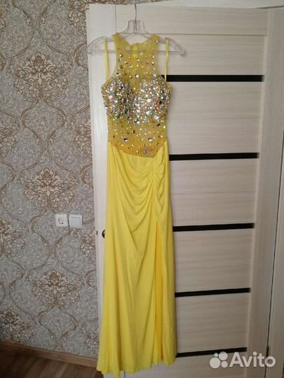 Вечернее платье на выпускной