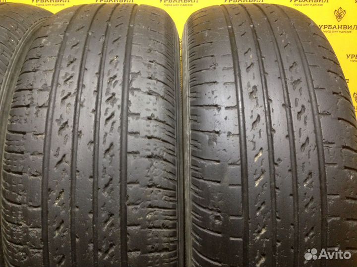Nexen Roadian 571 235/65 R17 104T