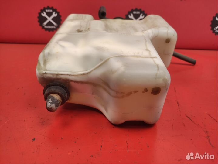 Расширительный бачок Toyota 4Runner 1987-1995