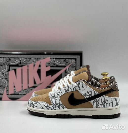 Кроссовки Nike SB Dunk Low
