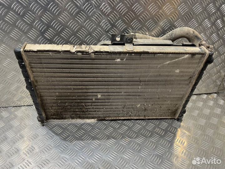 Радиатор двс Renault Logan 1.4 2008