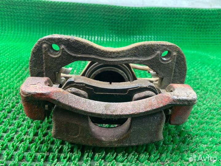 Суппорт передний правый Hyundai Solaris RB G8FC