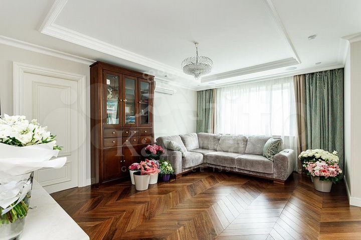 4-к. квартира, 145 м², 16/25 эт.