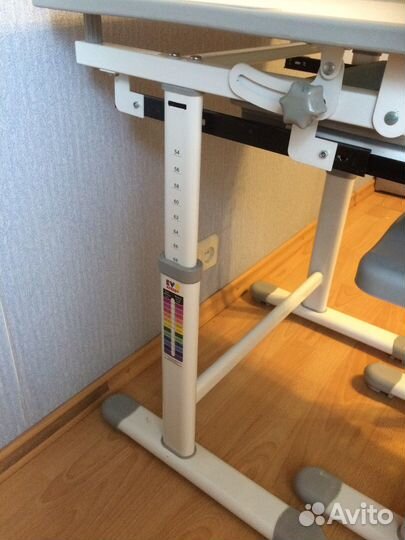 Парта растущая со стулом