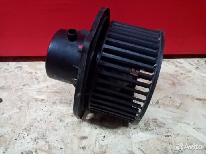 Мотор печки Ниссан патрол 61