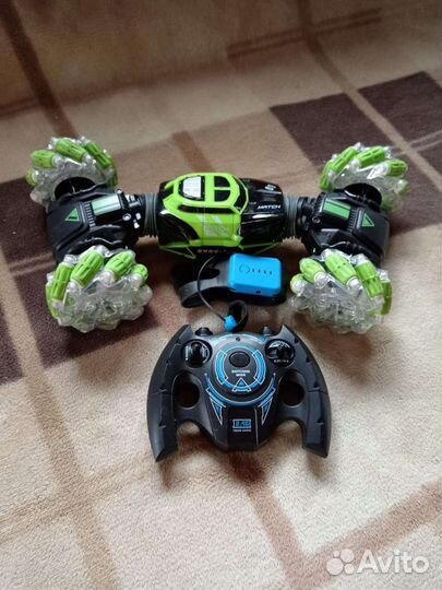 Машинка перевертыш на радиоуправлении