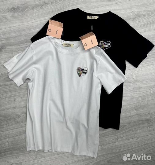 Miu Miu футболка стильная (тренд 2024)