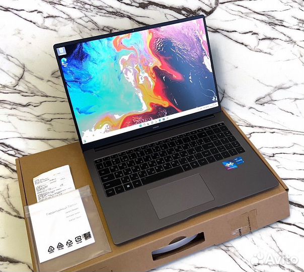 Honor magicbook X16 i5 12450H/ 8GB / SSD / NEW