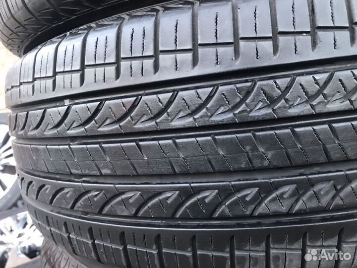 Yokohama Avid GT 235/55 R19