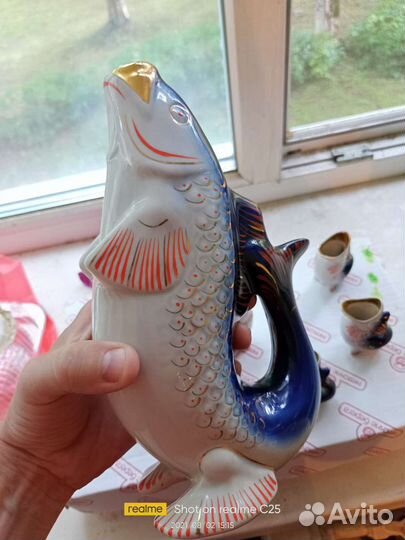 Винтажный штоф графин.Статуэтки рыбки.Фарфор.Набор