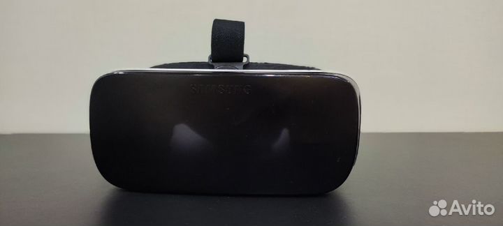 Очки виртуальной реальности Samsung Gear VR