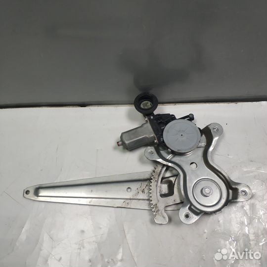 Стеклоподъемник задний правый Toyota RAV4 XA30