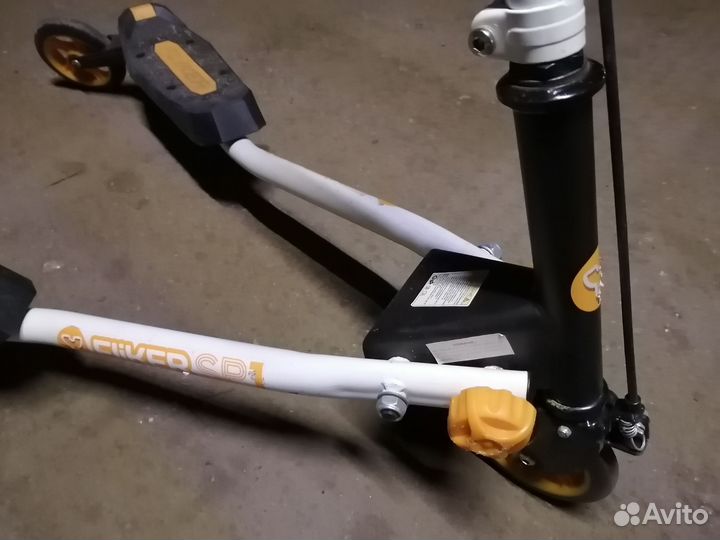 Самокат Fliker SP1 иннерционный