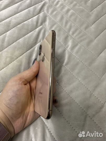iPhone Xs, 64 ГБ