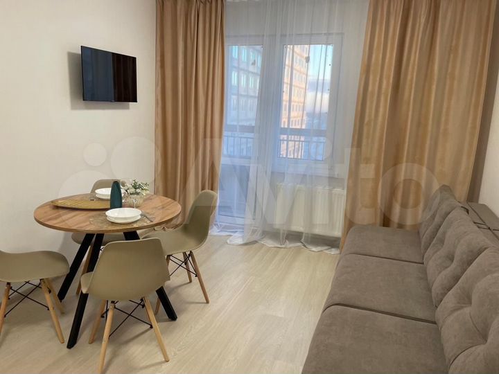 1-к. квартира, 38 м², 13/25 эт.