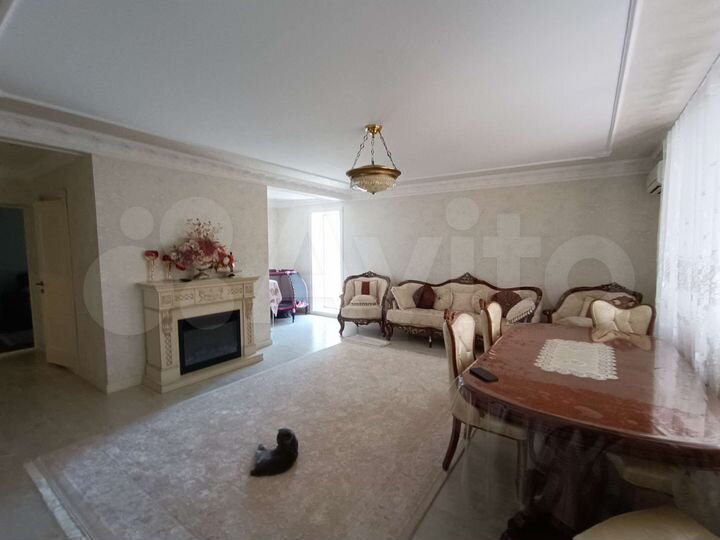 3-к. квартира, 90 м², 2/6 эт.